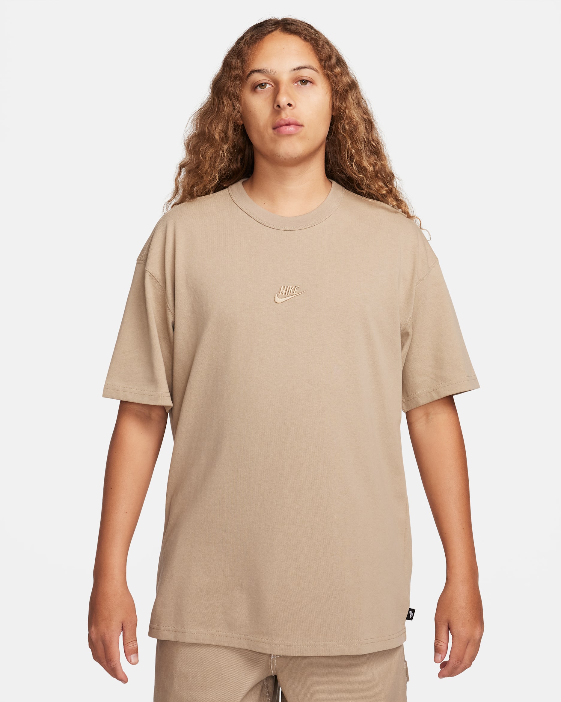 Nike Sportswear Premium Essentials Men's T-Shirt. Nike.com